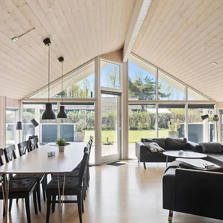 Villavilla 956 - Marielyst, Lollandfalstermon * Bøtø By